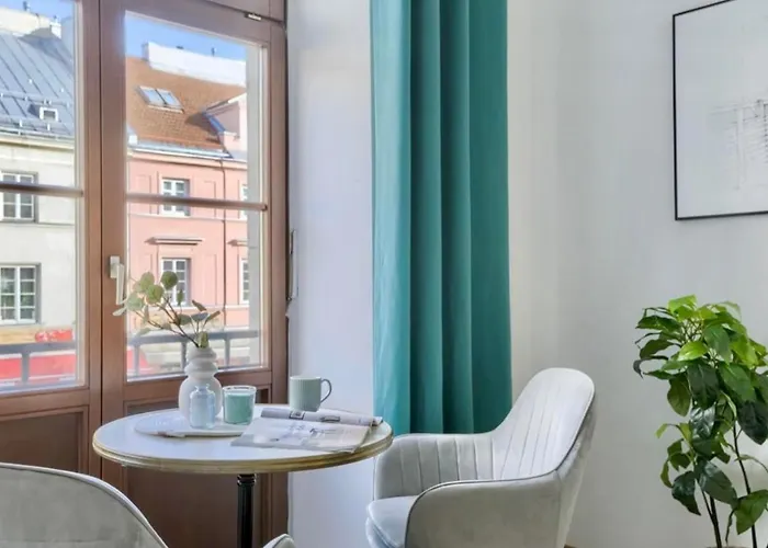 Castle & Culture Stay - Modern 2-Room With Balcony Apartment In Warsaw Center
